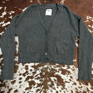 NWOT Abercrombie & Fitch Grey Soft Button Short Oversized Relex Fit Cardigan